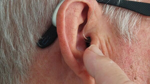 مشكلة السمع عند كبار السن - سبوتنيك عربي
