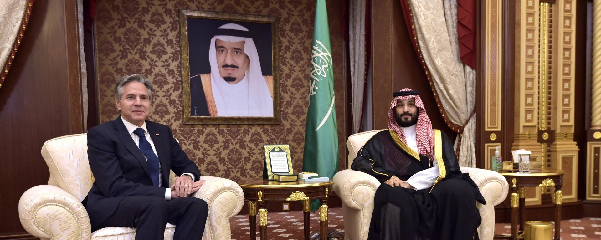 وزير الخارجية الأمريكي، أنتوني بلينكن، يلتقي ولي العهد السعودي، الأمير محمد بن سلمان، في الرياض - سبوتنيك عربي, 1920, 07.06.2023