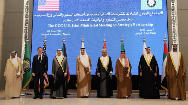 وزراء خارجية دول مجلس التعاون الخليجي مع وزير الخارجية الأمريكي أنتوني بلينكن في الرياض - سبوتنيك عربي