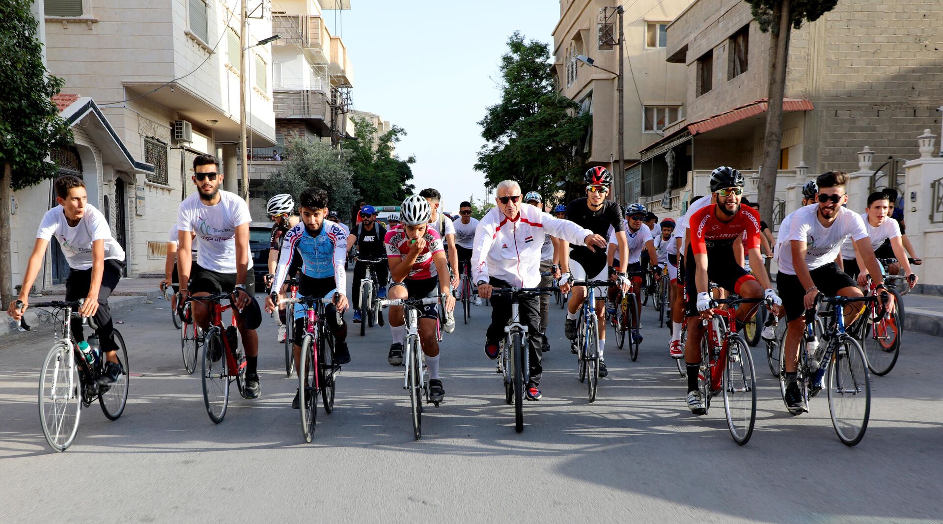 ما بتتوازن بدونك.. مبادرة سورية لانتشال الفتيات من أزمة النقل عبر الدراجات الهوائية
 - سبوتنيك عربي, 1920, 13.06.2023