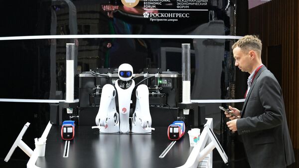  روبوت لتقديم الآيس كريم - سبوتنيك عربي