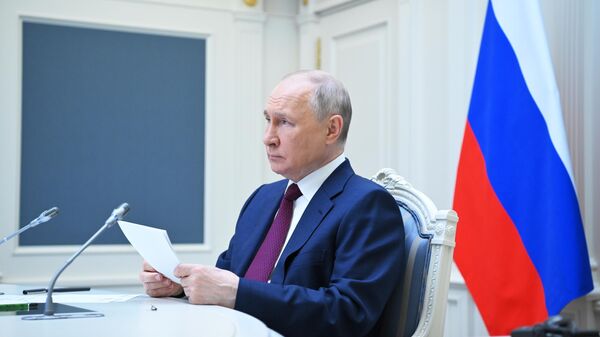 الرئيس الروسي فلاديمير بوتين يشارك في اجتماع مجلس رؤساء منظمة شنغهاي للتعاون عبر تقنية الفيديو - سبوتنيك عربي