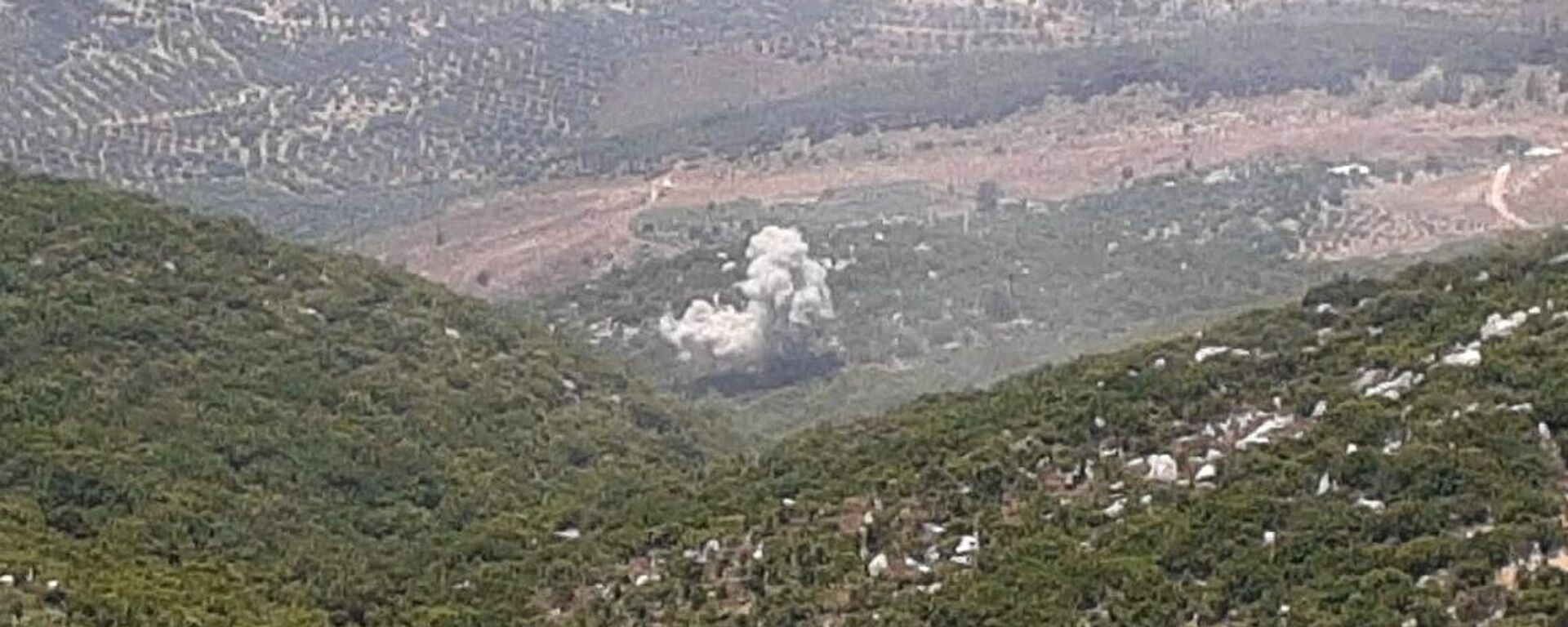 قصف مدفعي إسرائيلي على الحدود اللبنانية 6 يوليو/ تموز 2023. - سبوتنيك عربي, 1920, 06.07.2023