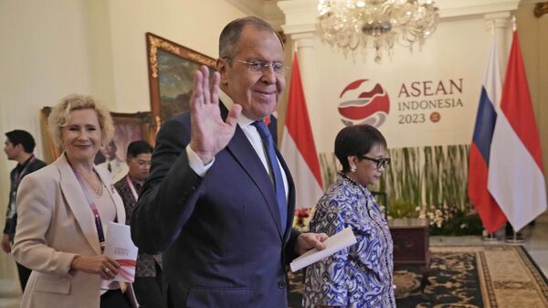 وزير الخارجية الروسي سيرغي لافروف في قمة آسيان في جاكارتا، إندونيسيا 12 يوليو 2023 - سبوتنيك عربي