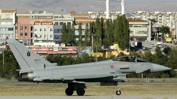 مقاتلة تايفون خلال مشاركتها في نسخة سابقة من معرض صناعة الدفاع آيدف في تركيا - سبوتنيك عربي