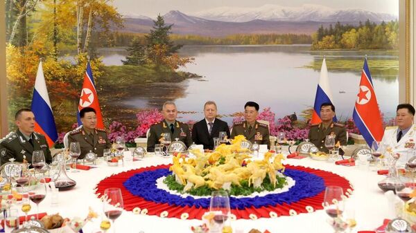 زيارة وزير الدفاع الروسي سيرغي شويغو إلى كوريا الشمالية - سبوتنيك عربي