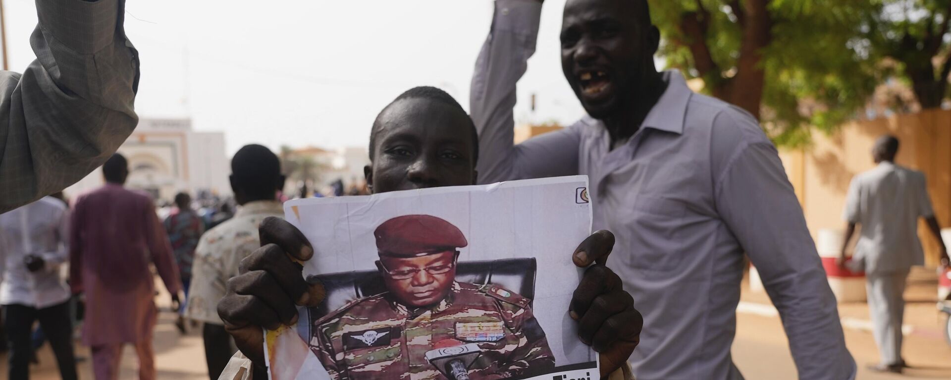 الوضع في النيجر - نيجيريون يشاركون في مسيرة نظمها أنصار زعيم الانقلاب الجنرال ج. عبد الرحمن شيانتي، في نيامي - سبوتنيك عربي, 1920, 06.08.2023