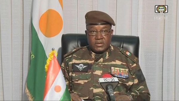 رئيس المجلس العسكري في النيجر الجنرال عبد الرحمن تياني
 - سبوتنيك عربي