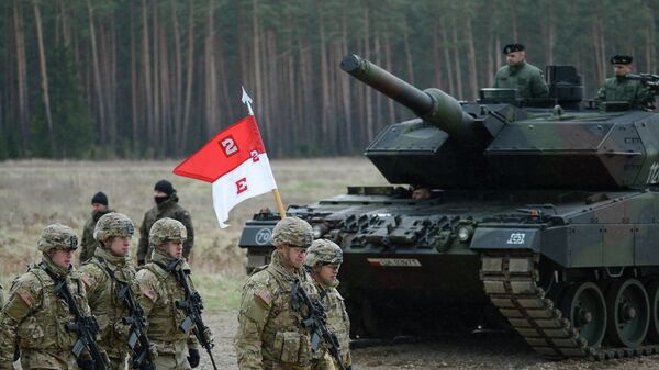 كتيبة الناتو منتشرة في بولندا - سبوتنيك عربي