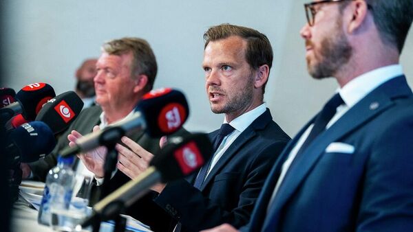 وزير العدل الدنماركي، بيتر هاملغارد في مؤتمر صحفي، 25 أغسطس/ آب 2023 - سبوتنيك عربي