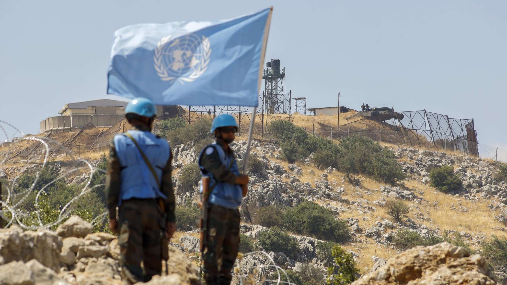 قوات "اليونيفيل" في لبنان تتعرض لإطلاق نار من قوة إسرائيلية