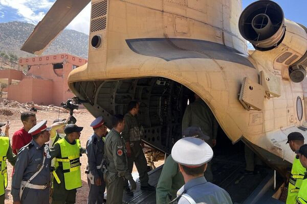 قوات الدرك الملكي تواصل عمليات انقاذ المصابين عبر الطائرات العسكرية - سبوتنيك عربي