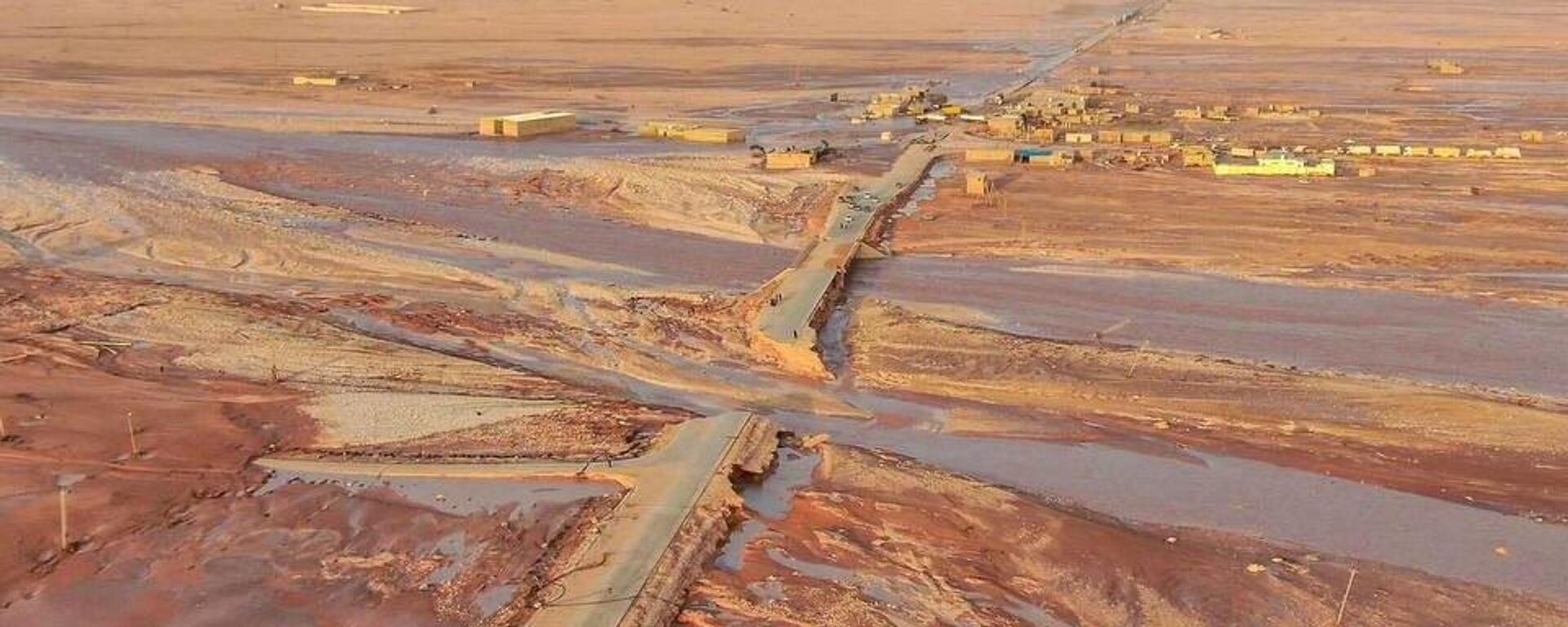 لقطات لـسبوتنيك توثق الأضرار الجسيمة التي لحقت بقرية المخيلي جنوبي مدينة درنة الليبية جراء الفيضانات - سبوتنيك عربي, 1920, 17.09.2023