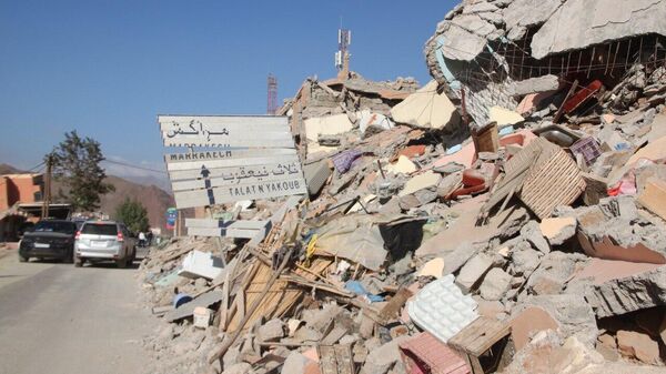 إقامة عشرات الخيام بمنطقة ثلاث يعقوب لمتضرري زلزال المغرب - سبوتنيك عربي