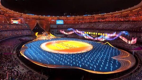 مشاهد من الصين لانطلاق مراسم افتتاح دورة الألعاب الآسيوية الـ19 - سبوتنيك عربي