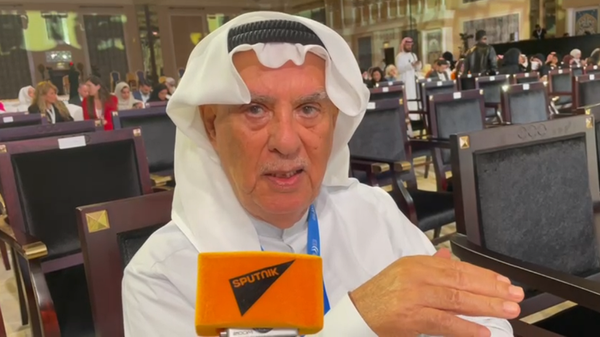 محمد الرميحي، الفائز بشخصية العام الإعلامية بمنتدى الإعلام العربي - سبوتنيك عربي