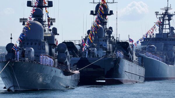 وحدات بحرية روسية تضم زوارق حاملة للصواريخ الموجهة - سبوتنيك عربي