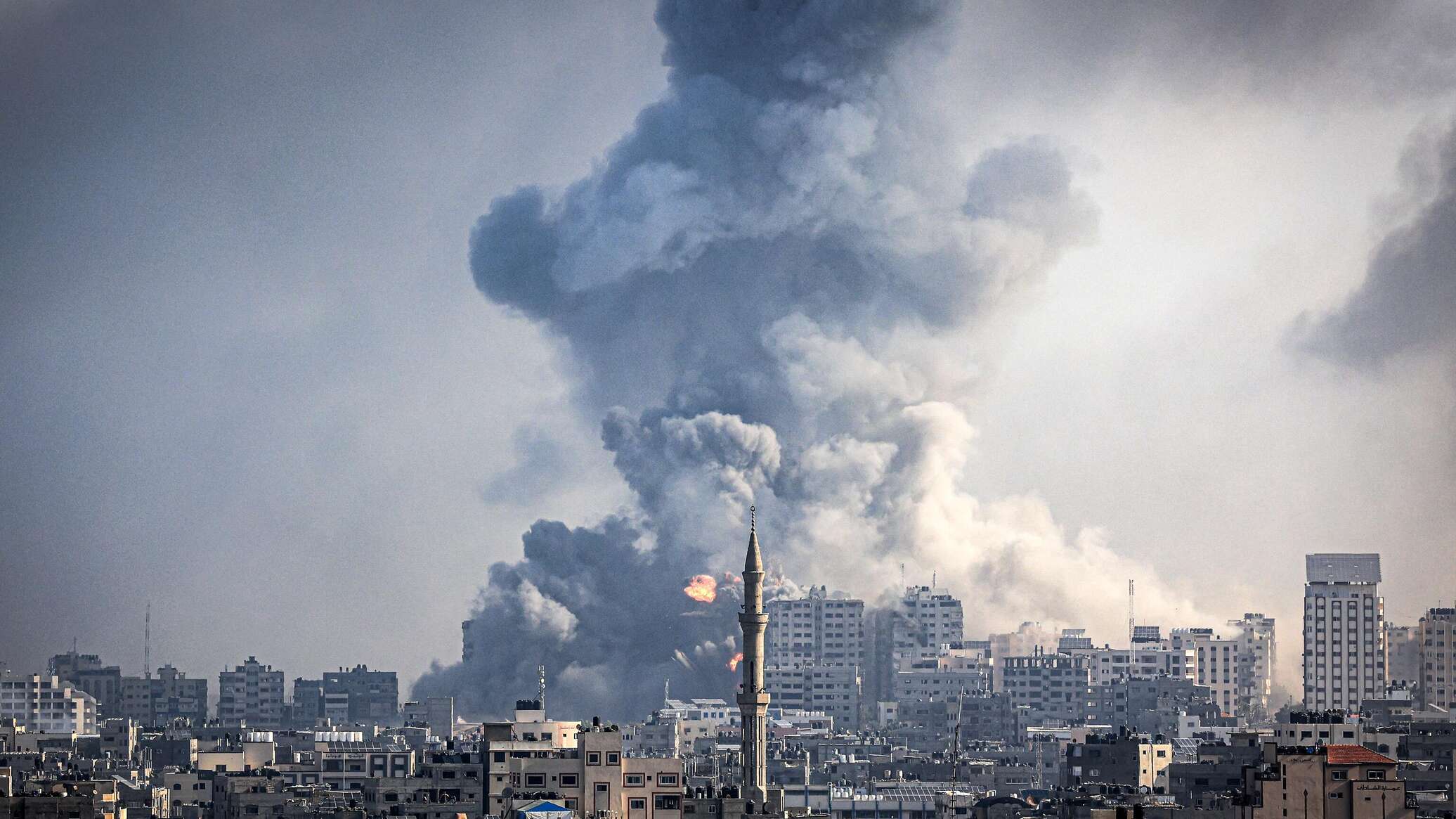 "حماس" تعلن مقتل 13 أسيرا بينهم أجانب في القصف الإسرائيلي