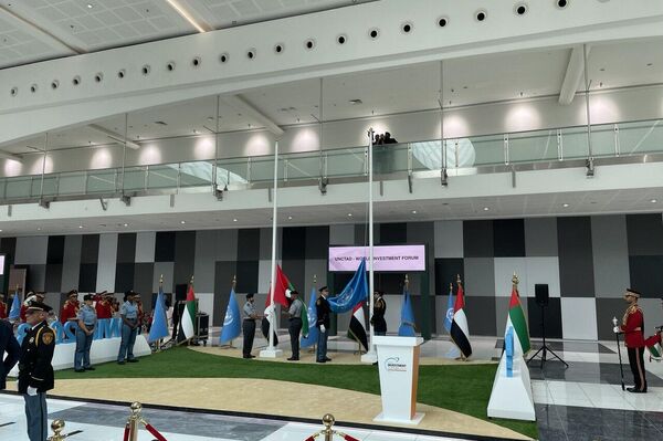فعاليات الدورة الثامنة من منتدى الاستثمار العالمي بمركز أبوظبي الوطني للمعارض - سبوتنيك عربي