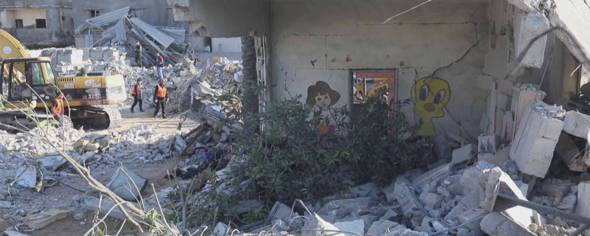نازحون فلسطنينون في جنوب قطاع غزة يرون لحظات القصف والموت والفرار وينتظرون ما بقي من عائلاتهم
 - سبوتنيك عربي, 1920, 20.10.2023