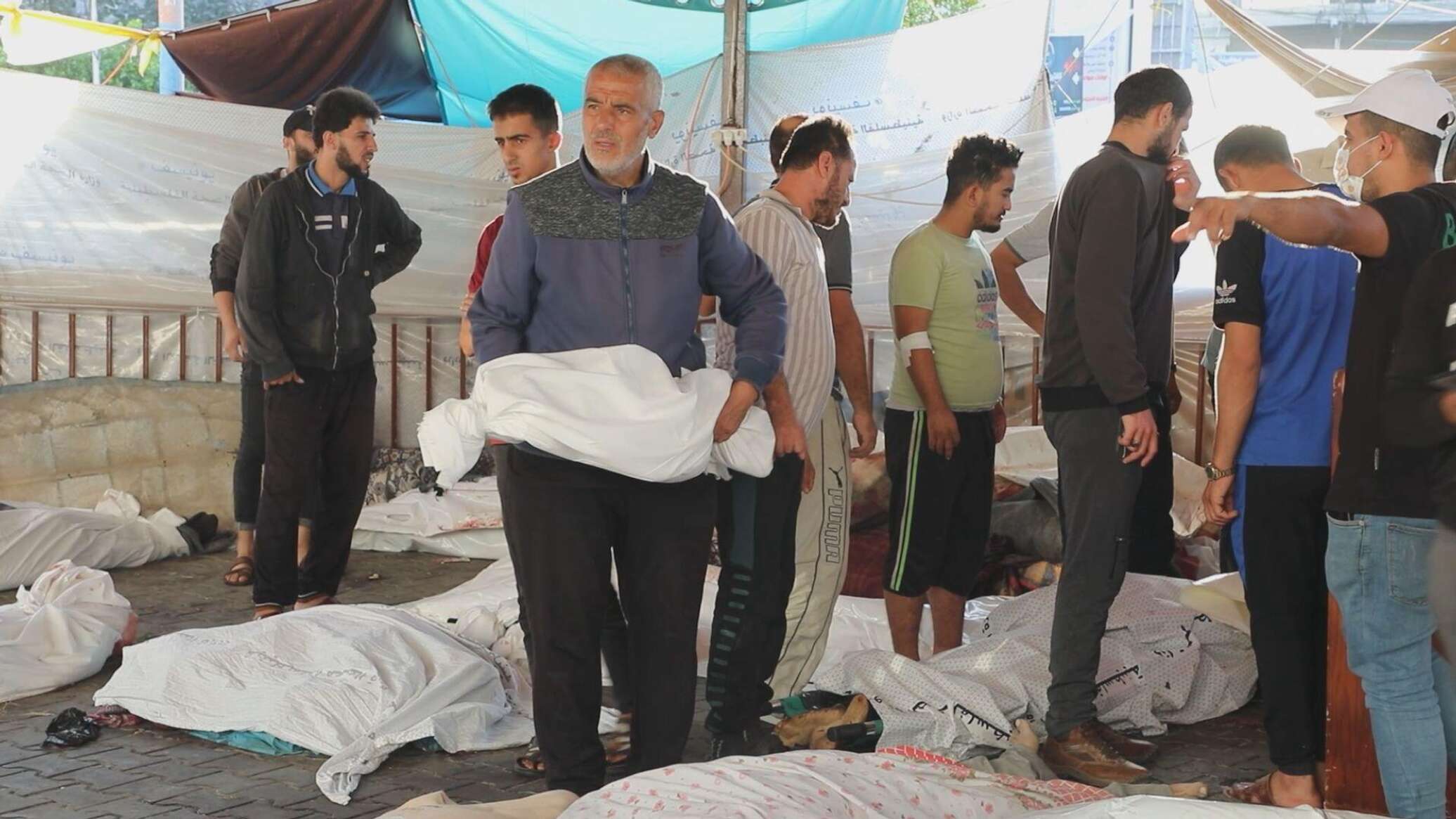 الصحة الفلسطينية تطلق صرخة استغاثة جراء "انهيار" القطاع الصحي في غزة