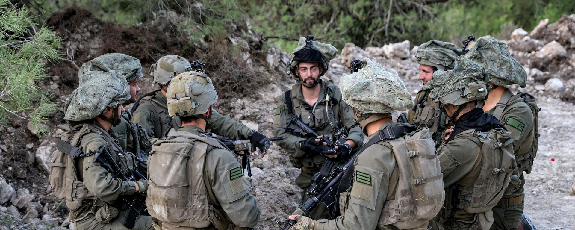 انتشار قوات الجيش الإسرائيلي على الحدود الشمالية مع لبنان، 1 نوفمبر 2023 - سبوتنيك عربي, 1920, 18.11.2023