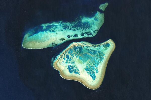 منظر من الفضاء للحيّد المرجاني العظيم بالقرب من سواحل أستراليا - سبوتنيك عربي