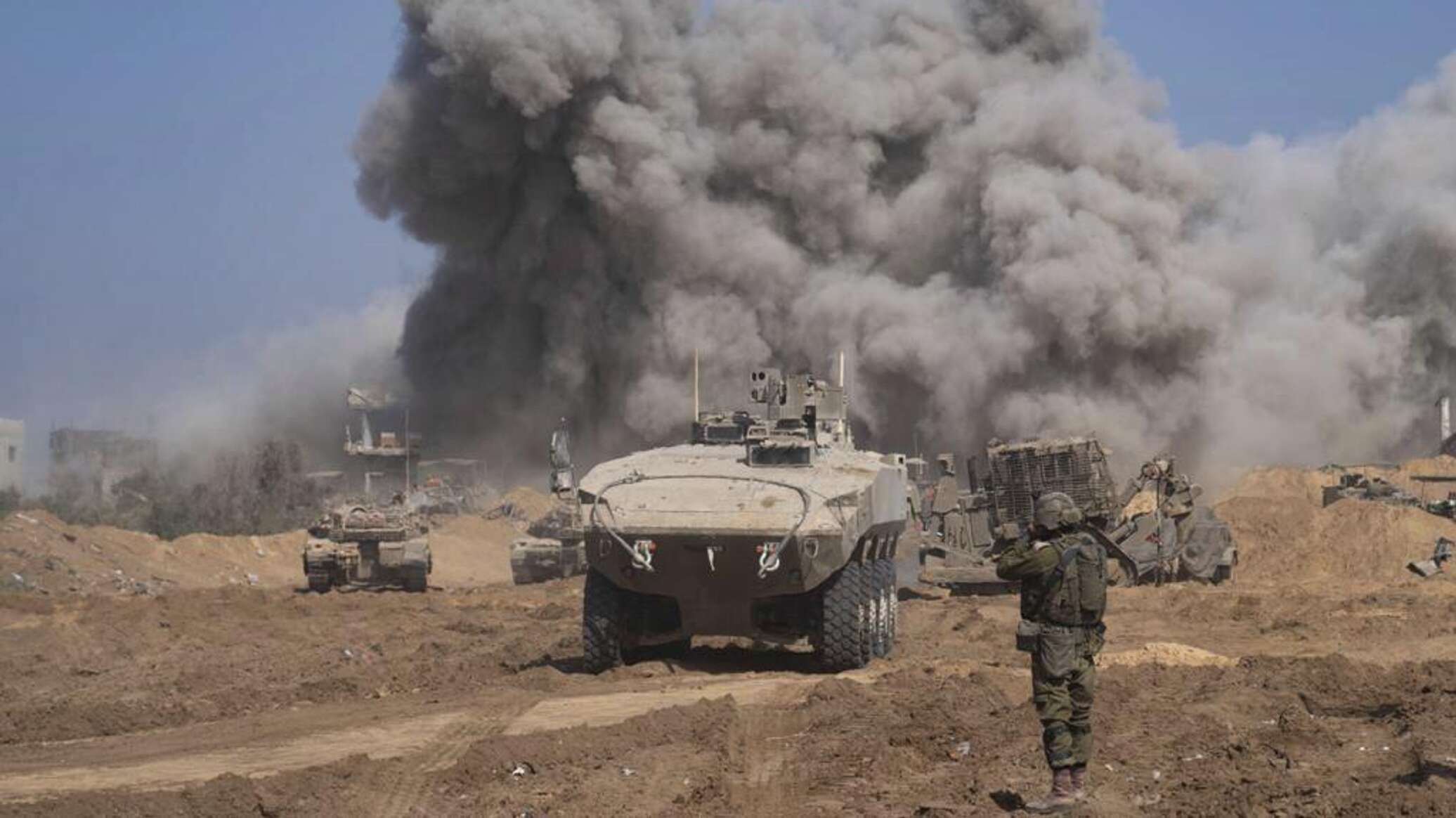 "القسام" تعلن استهداف مجموعة دبابات وآليات إسرائيلية وسط قطاع غزة