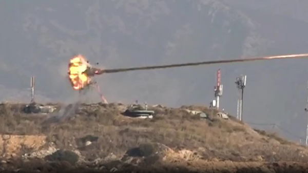 استهداف نقطة عسكرية إسرائيلية على الحدود اللبنانية الإسرائيلية  - سبوتنيك عربي