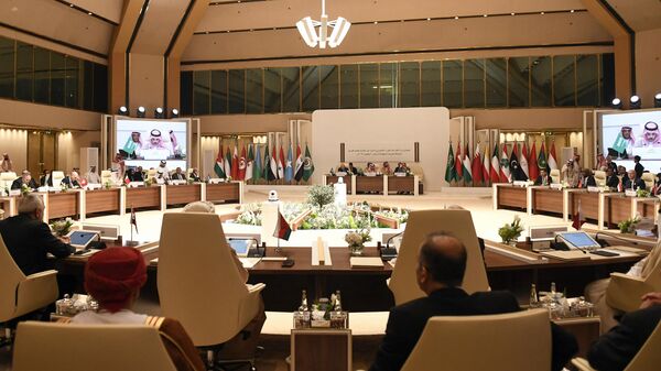 وزراء الخارجية العرب يحضرون اجتماعا تحضيريا قبل القمة العربية غير العادية حول غزة في الرياض في 9 نوفمبر 2023  - سبوتنيك عربي