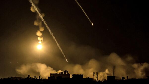 قصف الجيش الإسرائيلي على قطاع غزة - سبوتنيك عربي