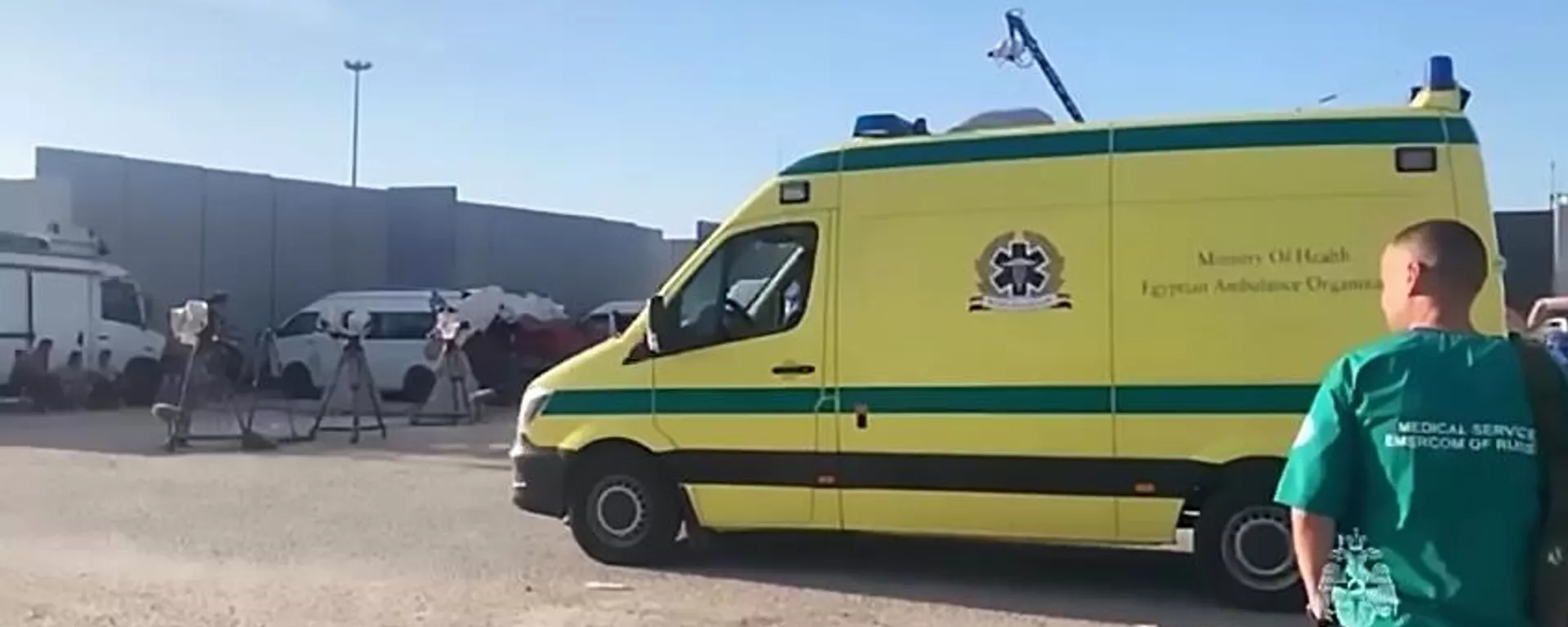 إجلاء الرعايا الروس من قطاع غزة من قبل وزارة الطوارئ الروسية، معبر رفح إجلاء الرعايا الروس من قطاع غزة من قبل وزارة الطوارئ الروسية، معبر رفح - سبوتنيك عربي, 1920, 19.11.2023