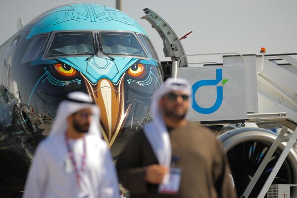 طائرة &quot;Embraer-195 Е2&quot; في معرض دبي الدولي للطيران والفضاء-2023. - سبوتنيك عربي
