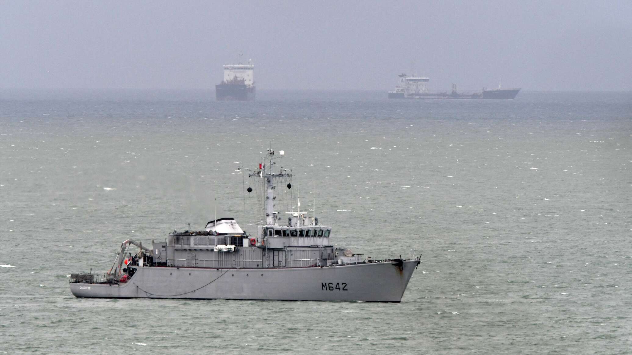 البحرية البريطانية: بلاغ بانفجار عقب هجوم بمسيرة استهدف سفينة قبالة سواحل الهند