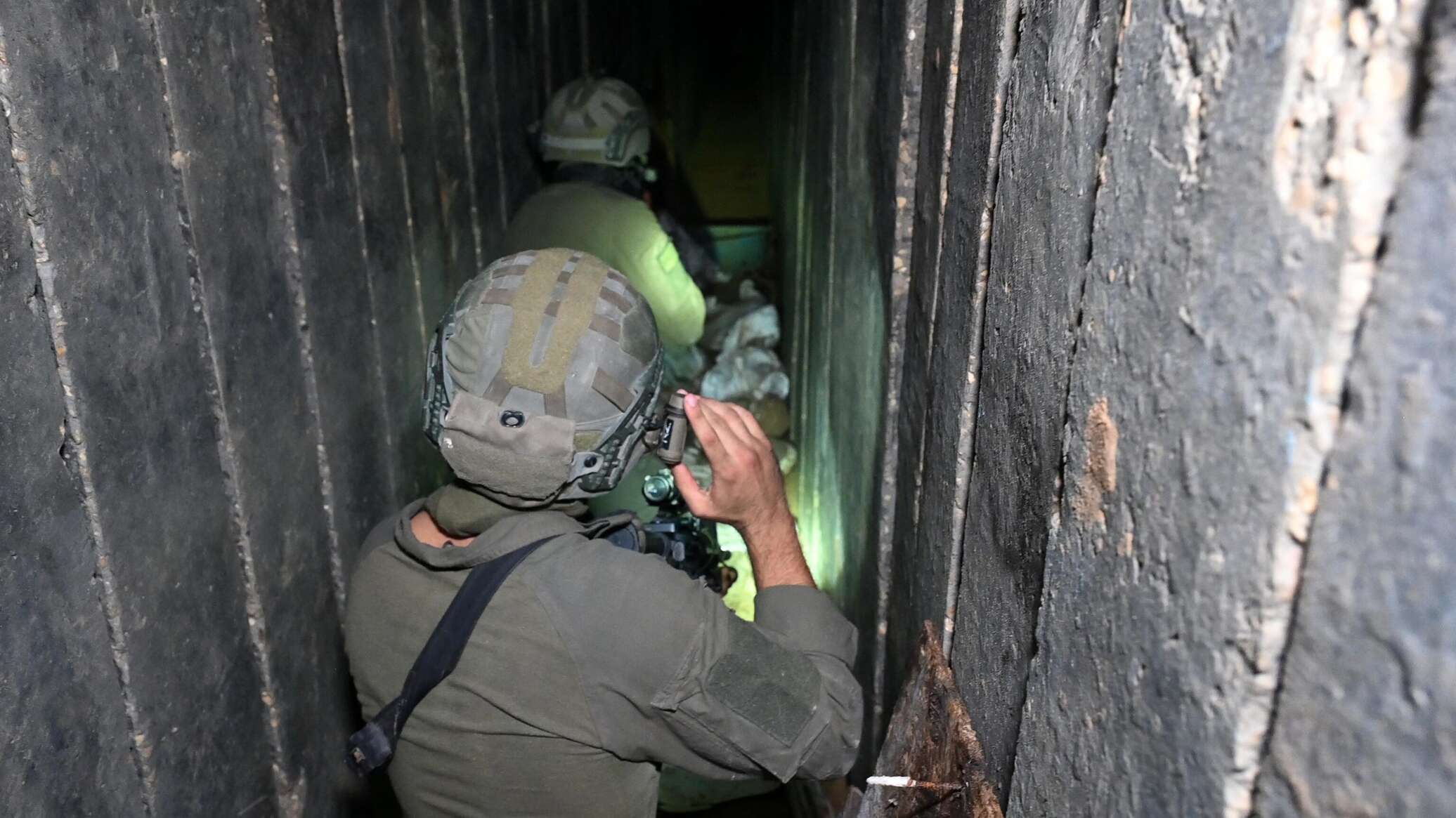 "حماس" تستدرج 5 جنود إسرائيليين إلى حتفهم داخل نفق