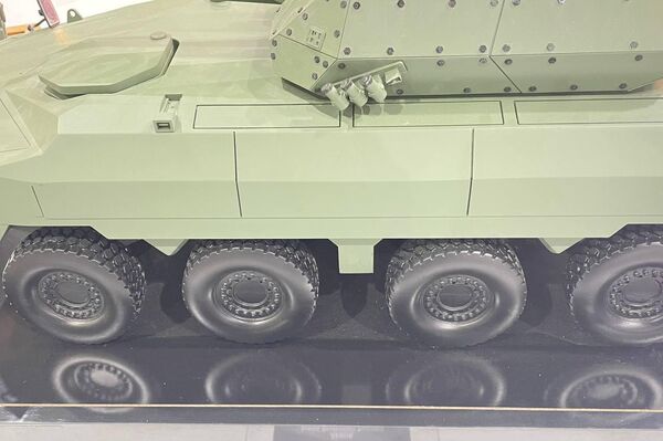 أسلحة الجناح التركي في معرض الصناعات الدفاعية الدولية إيديكس 2023 في مصر - سبوتنيك عربي