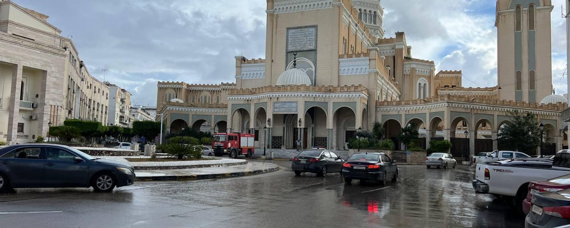 الشوارع شبه خالية في طرابلس بعد تحذير الحكومة من الطقس، ليبيا، 9 ديسمبر/ كانون الأول 2023 - سبوتنيك عربي, 1920, 15.04.2024