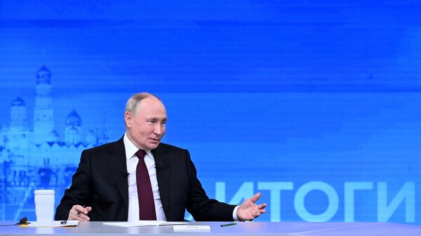 خطاب ومؤتمر صحفي السنوي للرئيس الروسي فلاديمير بوتين - سبوتنيك عربي
