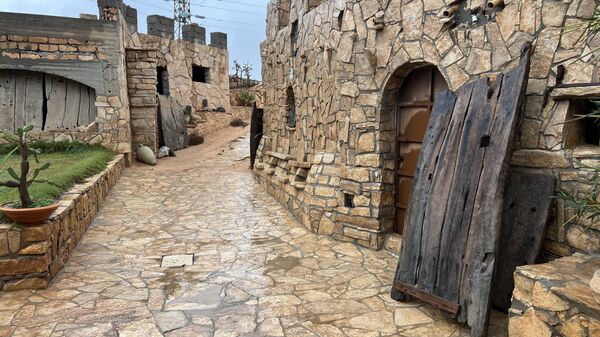 بيوت الحفر في غريان الليبية تحفة معمارية تروي تاريخ عمره مئات السنين - سبوتنيك عربي