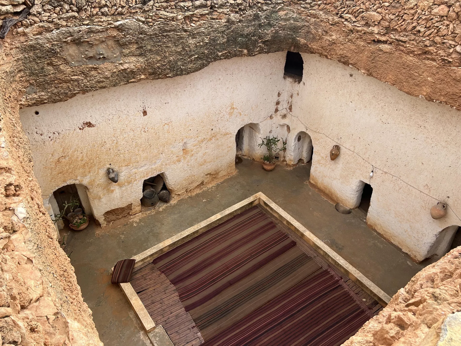 بيوت الحفر في غريان الليبية تحفة معمارية تروي تاريخ عمره مئات السنين - سبوتنيك عربي, 1920, 14.12.2023