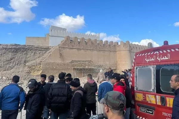 انهيار جزء من سور المدينة العتيقة بالقيروان انهيار جزء من سور المدينة العتيقة بالقيروان - سبوتنيك عربي