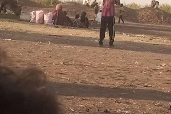 معاناة شديدة يعيشها آلاف السودانيين بعد استيلاء قوات الدعم السريع على مدينة ود مدني بولاية الجزيرة - سبوتنيك عربي