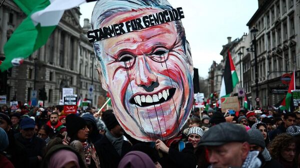 الآلاف يتظاهرون في واشنطن ولندن ضمن يوم التحرك العالمي للمطالبة بوقف الحرب في غزة - سبوتنيك عربي