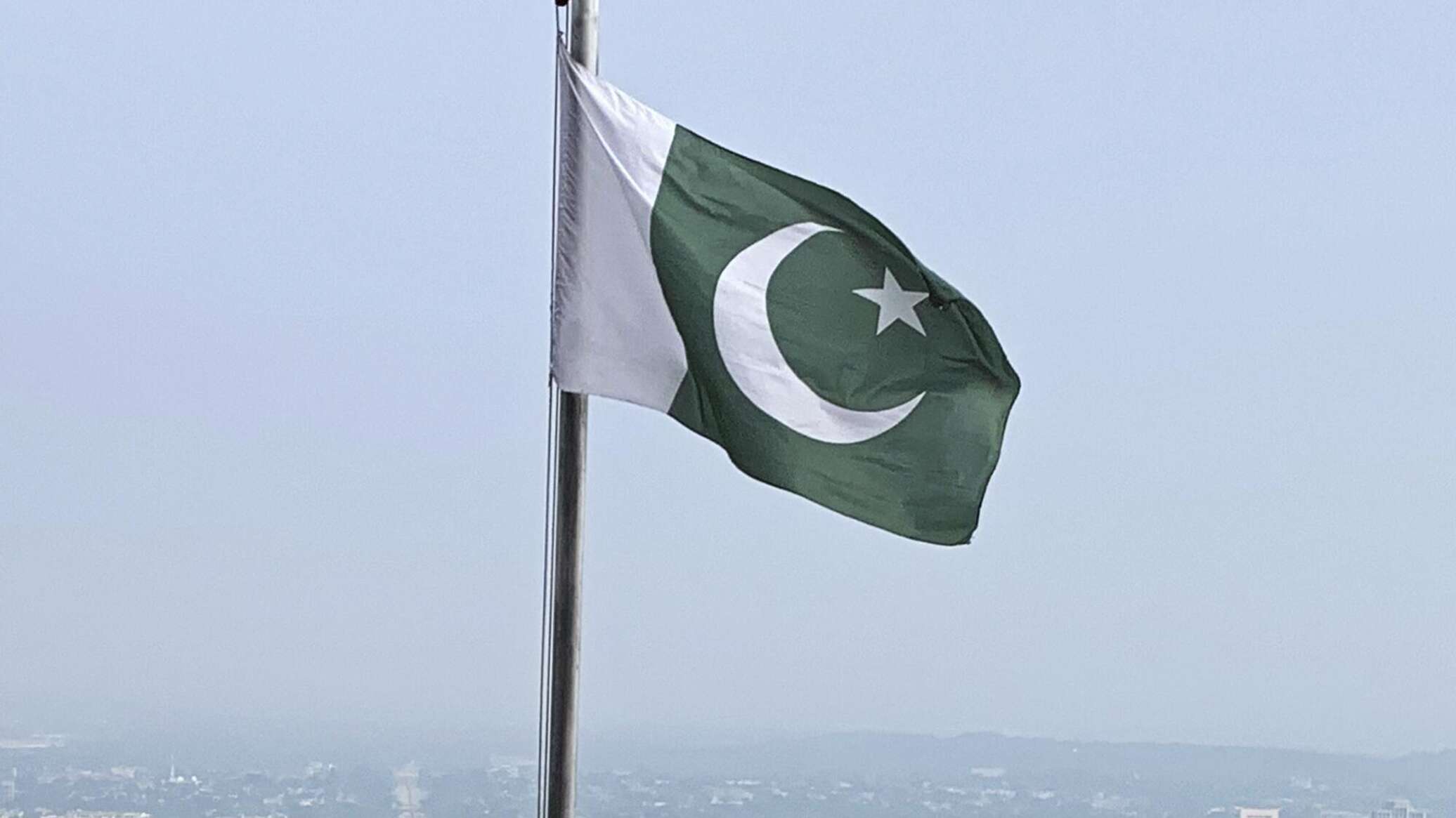 باكستان وإيران تتفقان على خطة عمل لمكافحة الإرهاب وزيادة التعاون في المجال الأمني