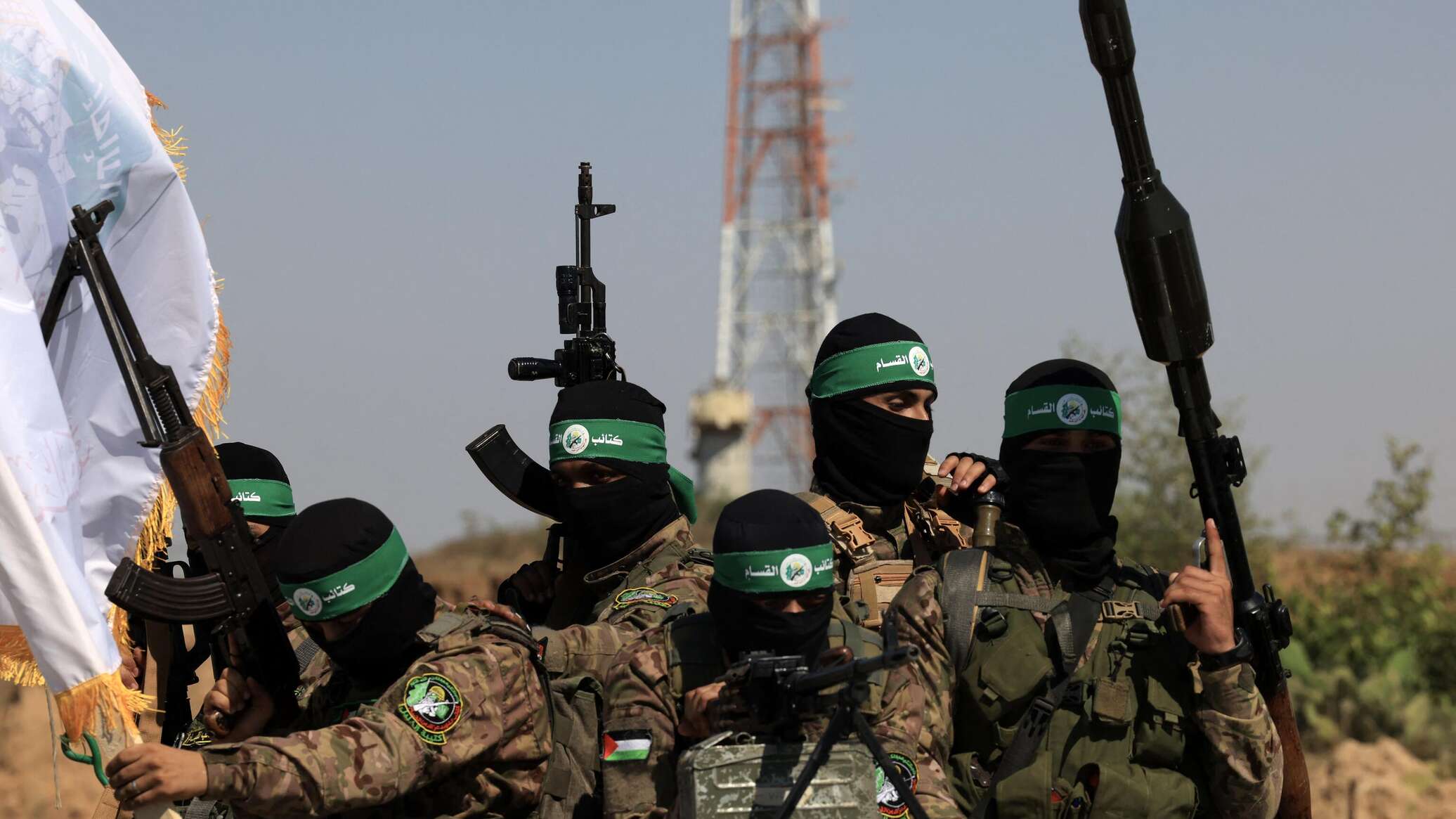 تقارير إسرائيلية تتحدث عن مقتل "الرجل الثالث" لدى حركة "حماس"... صور