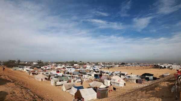 مخيم النازحين الفلسطينيين على الحدود مع مصر - سبوتنيك عربي