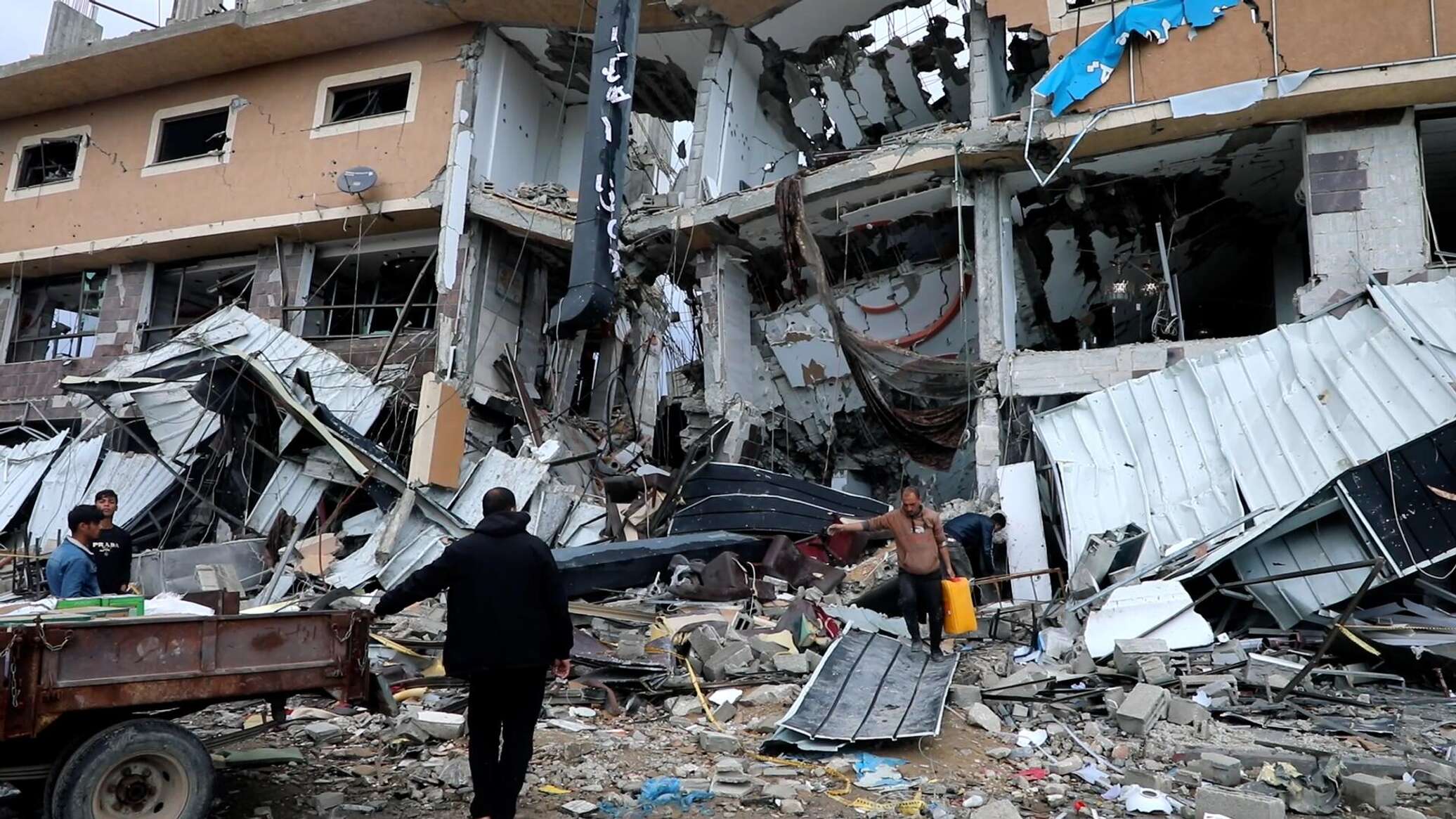 متحدث صحة غزة: تصاعد عدد ضحايا جريمة "دوار النابلسي" وبعض الجثامين لم نتمكن من انتشالها حتى الآن