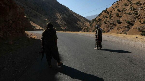 عنصران من حزب العمال الكردستاني شمالي العراق - سبوتنيك عربي