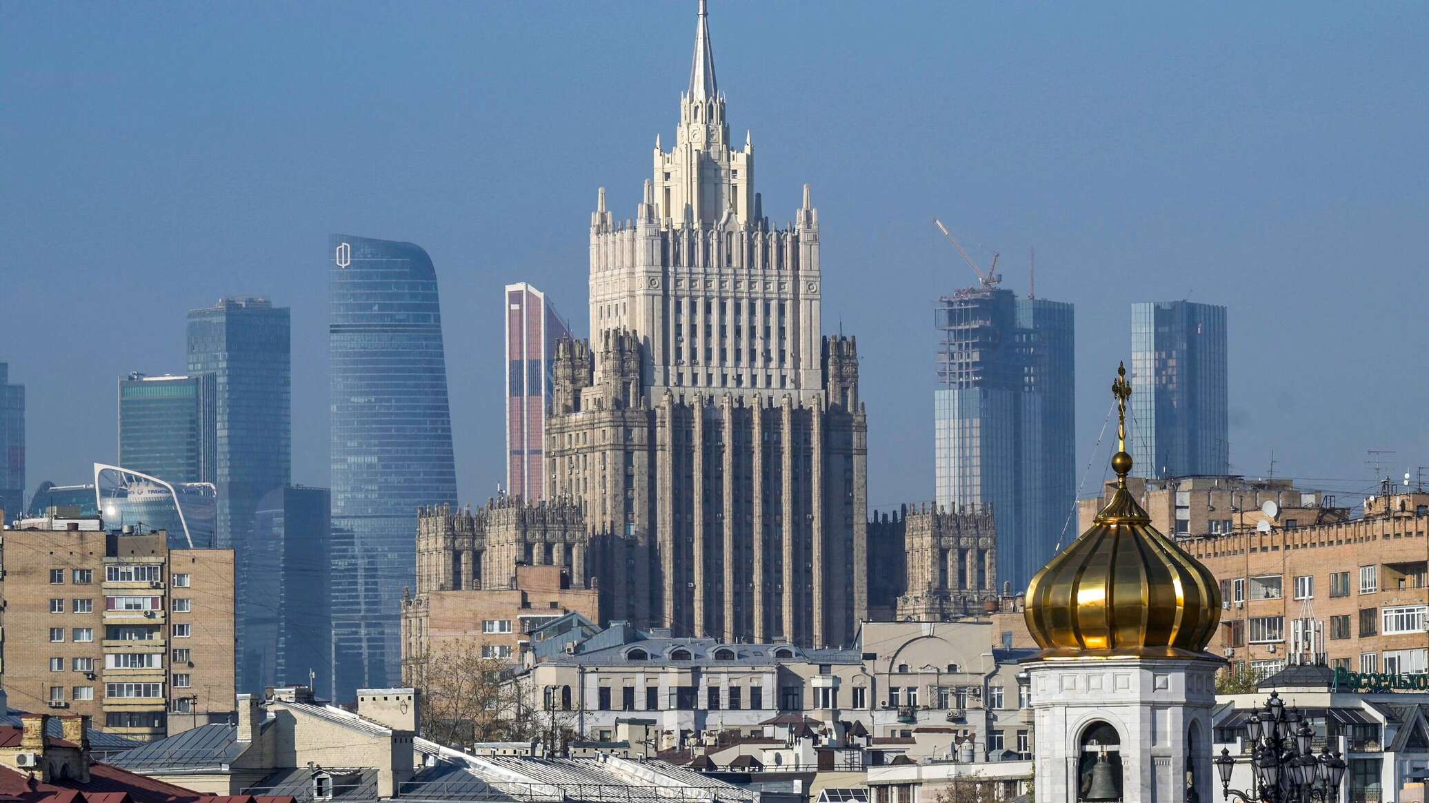 موسكو تعرب عن قلقها إزاء ما يحدث في الشرق الأوسط وتدعو جميع الأطراف إلى ضبط النفس