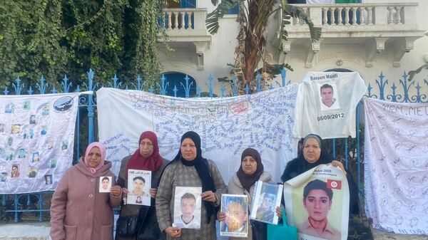Lost at sea... Tunisian families demand to reveal the fate of their children - Sputnik Arabic